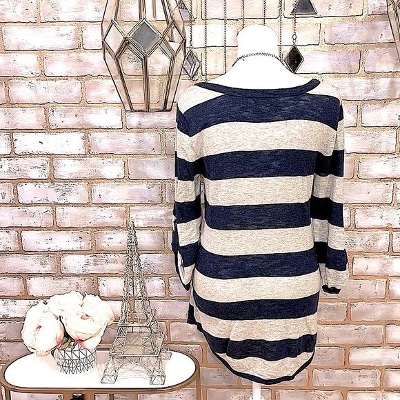 Pandemonium Navy & Grey Stripped Scoop Neck Sweater w/ Front Pocket, Sz. S - Picture 4 of 10